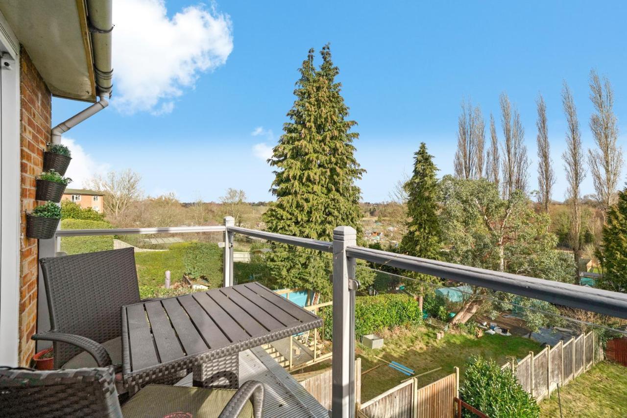 Вилла The Stylish Warwick Abode - Balcony - Garden Leek Wootton Экстерьер фото